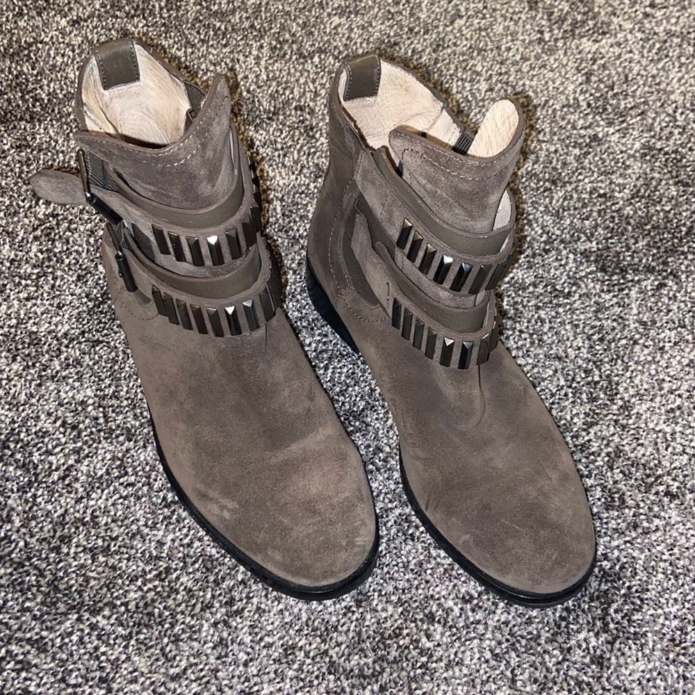 Pour la victoire booties